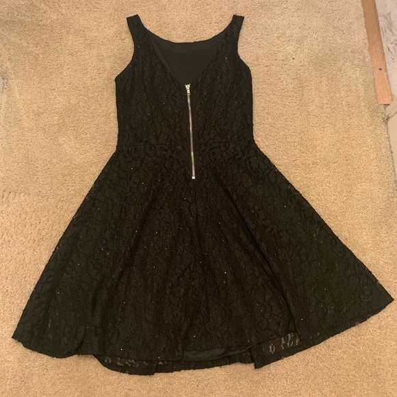 Black Lace Dress - Picture 8 of 12